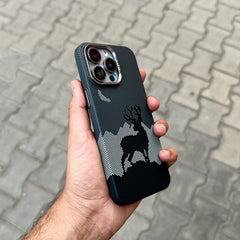 Carbon Texture Case With Magsafe-Grey With Deer Design