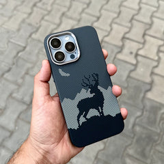 Carbon Texture Case With Magsafe-Grey With Deer Design