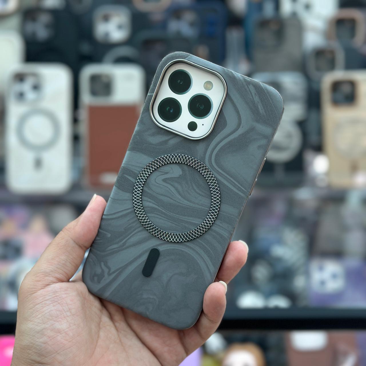 Velvet Case With 3D Design & Magsafe