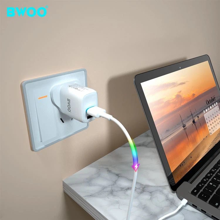 BWOO 2.4A Full charger 2 USB Port With USB to Lighting Cable - Elite Phones