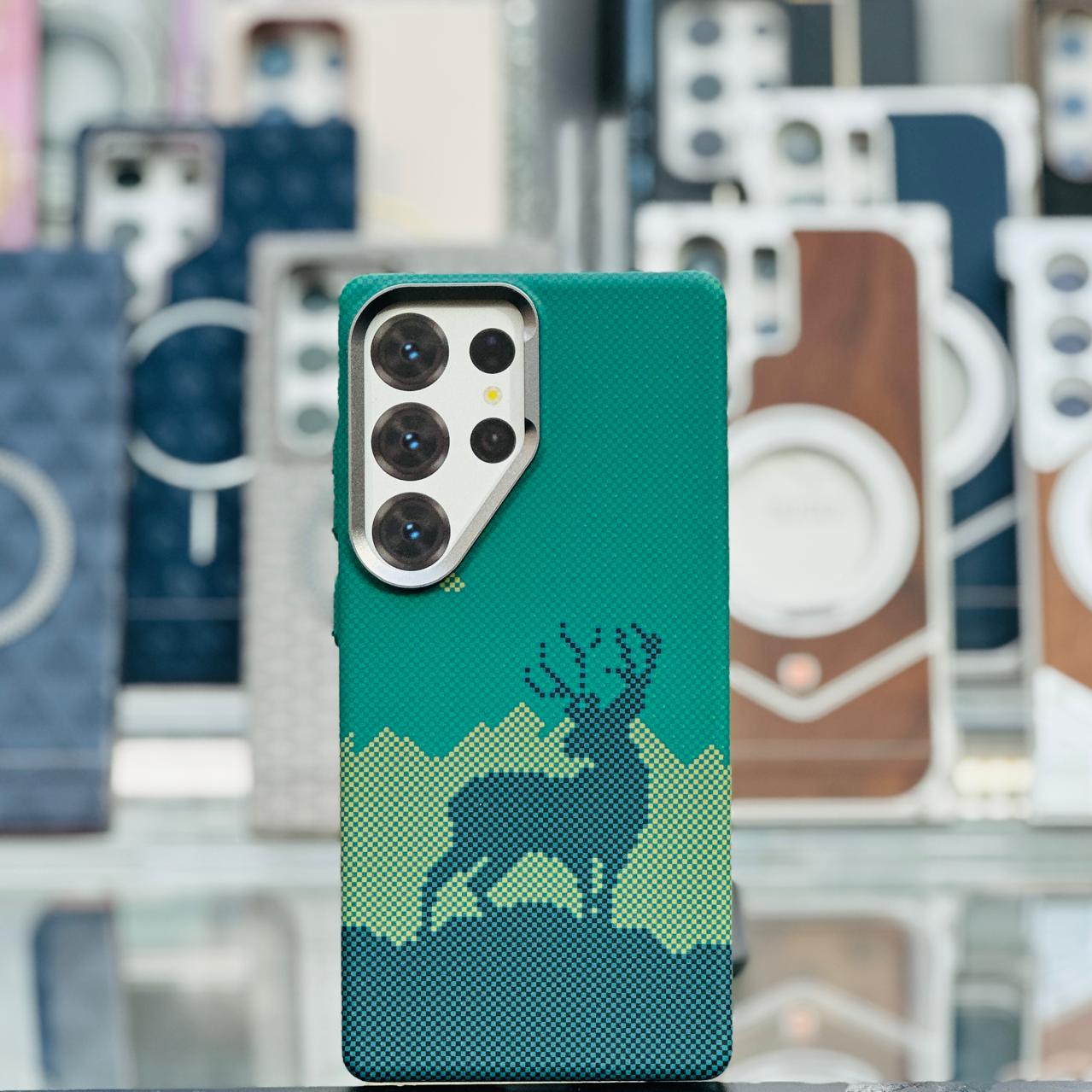 Carbon Texture Case With Magsafe - Grey With Deer Design - Elite Phones