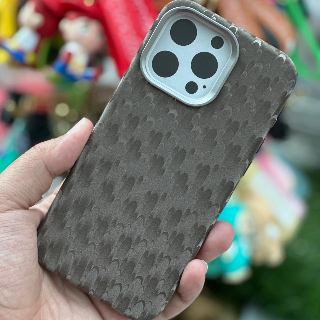 Cute Snake Skin Design For Ladies - Elite Phones