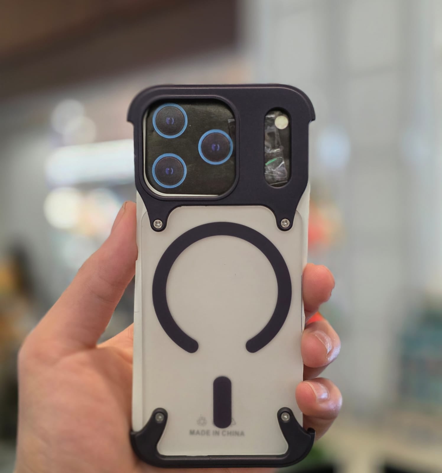 Luxury Mechanical plastic Alloy Magnetic Bumper Case - Elite Phones