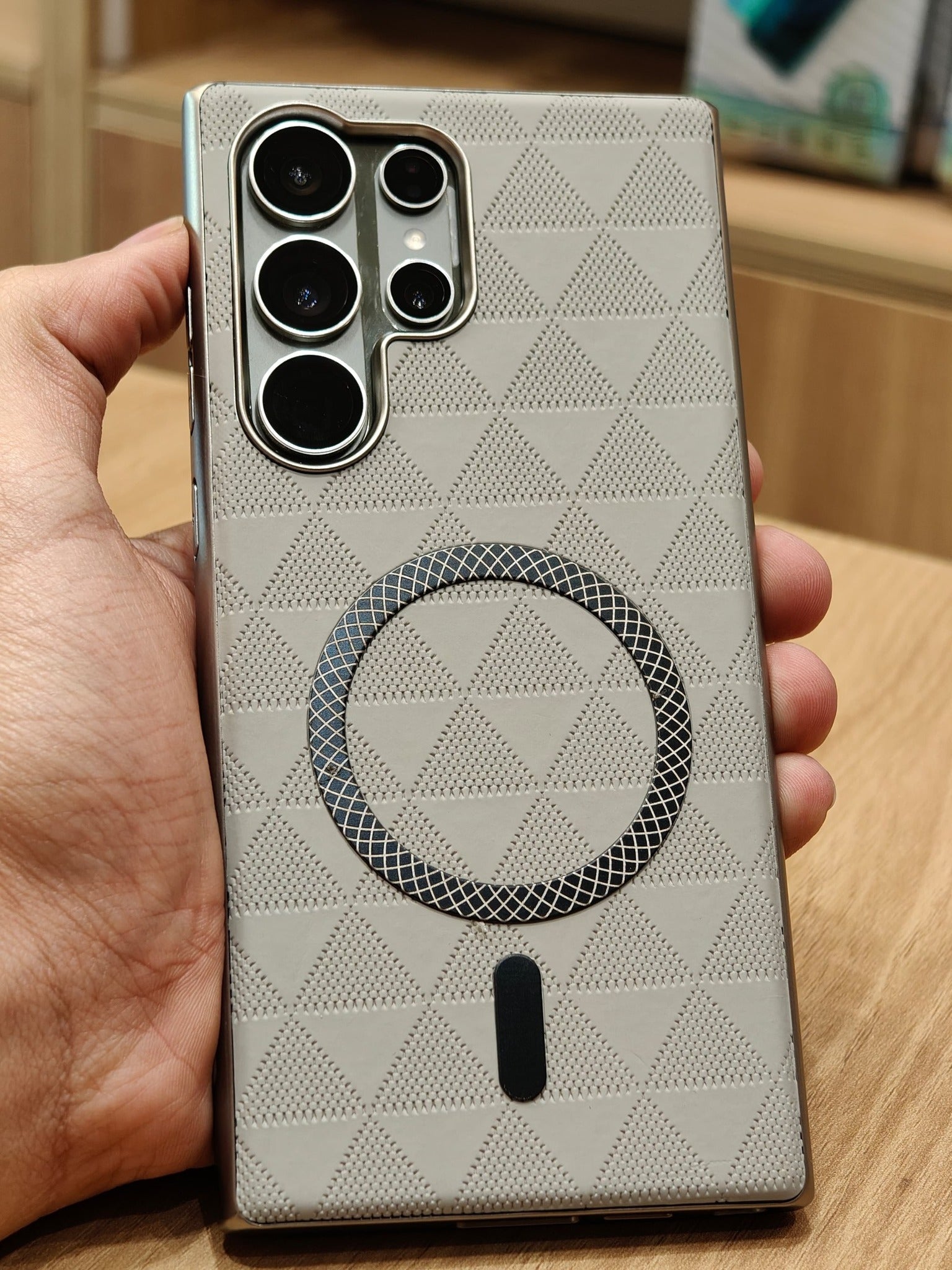Magnetic Triangle Pattern Leather Case - Elite Phones