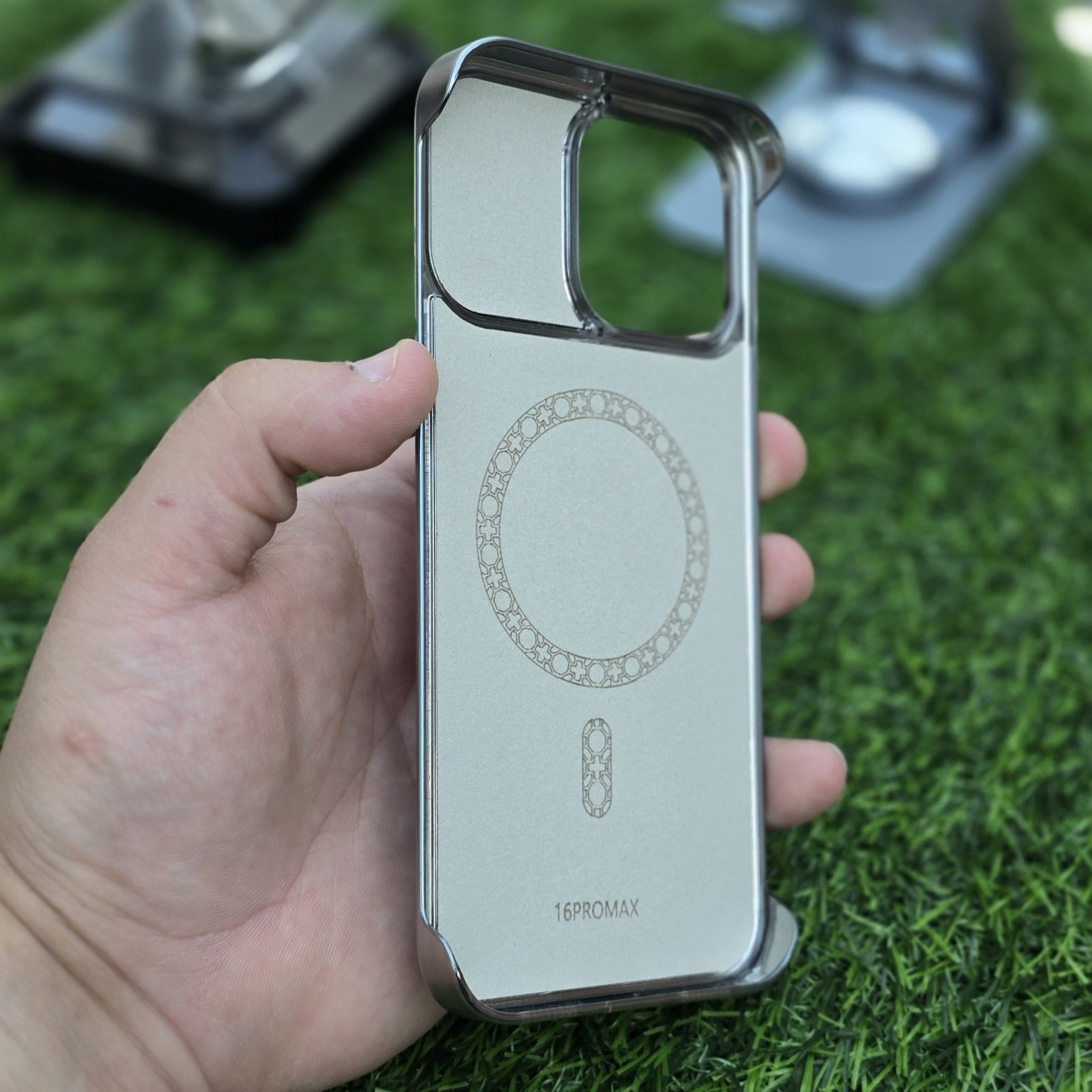 Perfume With Pitaka Design - Elite Phones