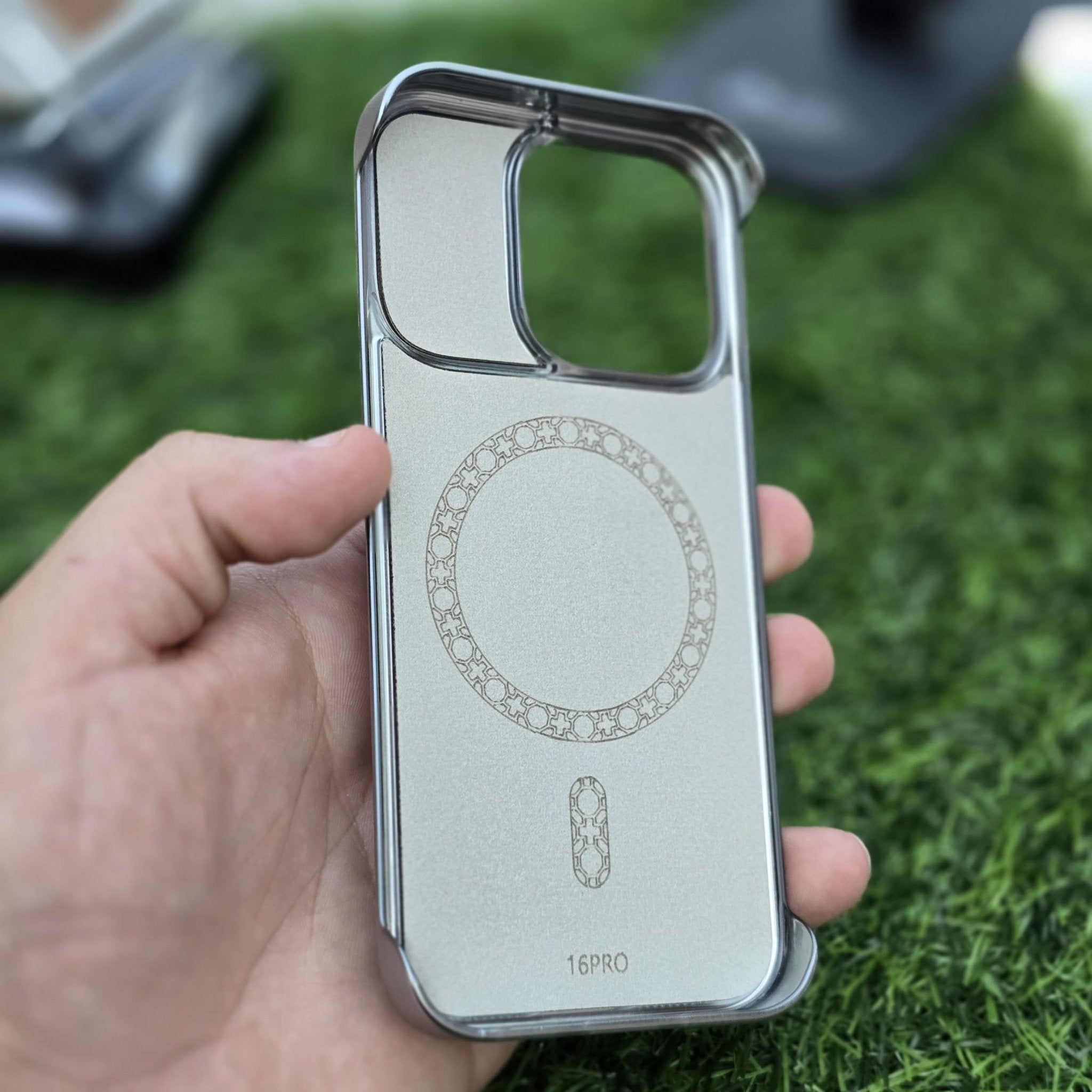 Perfume With Pitaka Design - Elite Phones