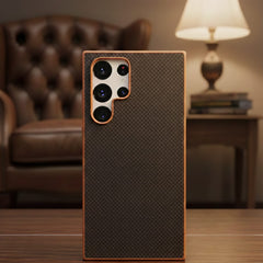 The Modern Minimalist Carbon GRid Elite Slim Magsafe Case - Elite Phones